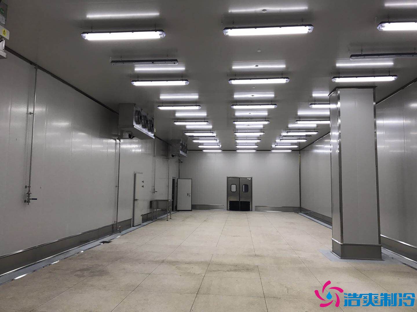 建造6000平米電商冷凍庫，冷庫設(shè)備安裝造價(jià)